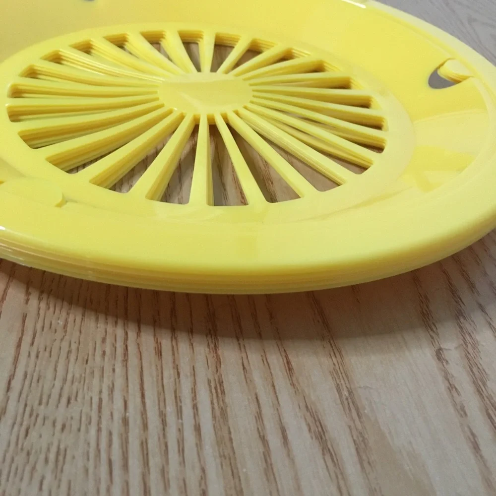 New Bundle Of 5 Paper Plate Holders for Sturdiness Summer BBQ Picnics Pool etc